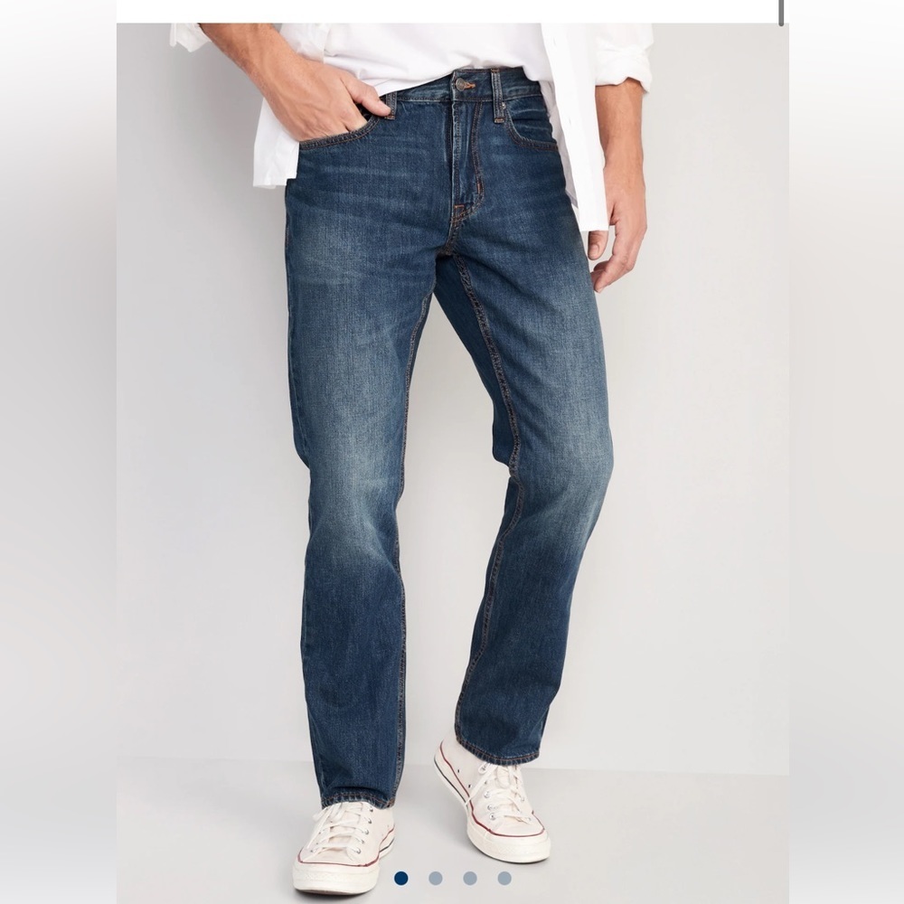 Old Navy Straight Jean-Built in Flex -EUC-Sz32x32
-Med rinse-great fit and fade! - Picture 2 of 4